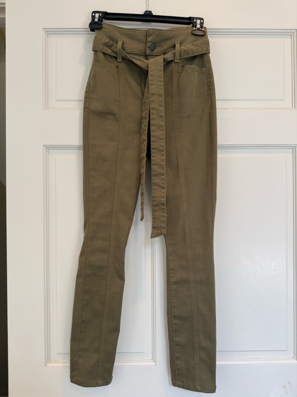 Alice + Olivia Olive Paperbag Waist Chinos with Self Tie